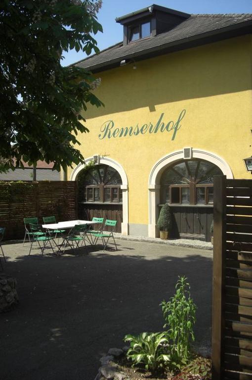 Remserhof 圣瓦伦丁 外观 照片